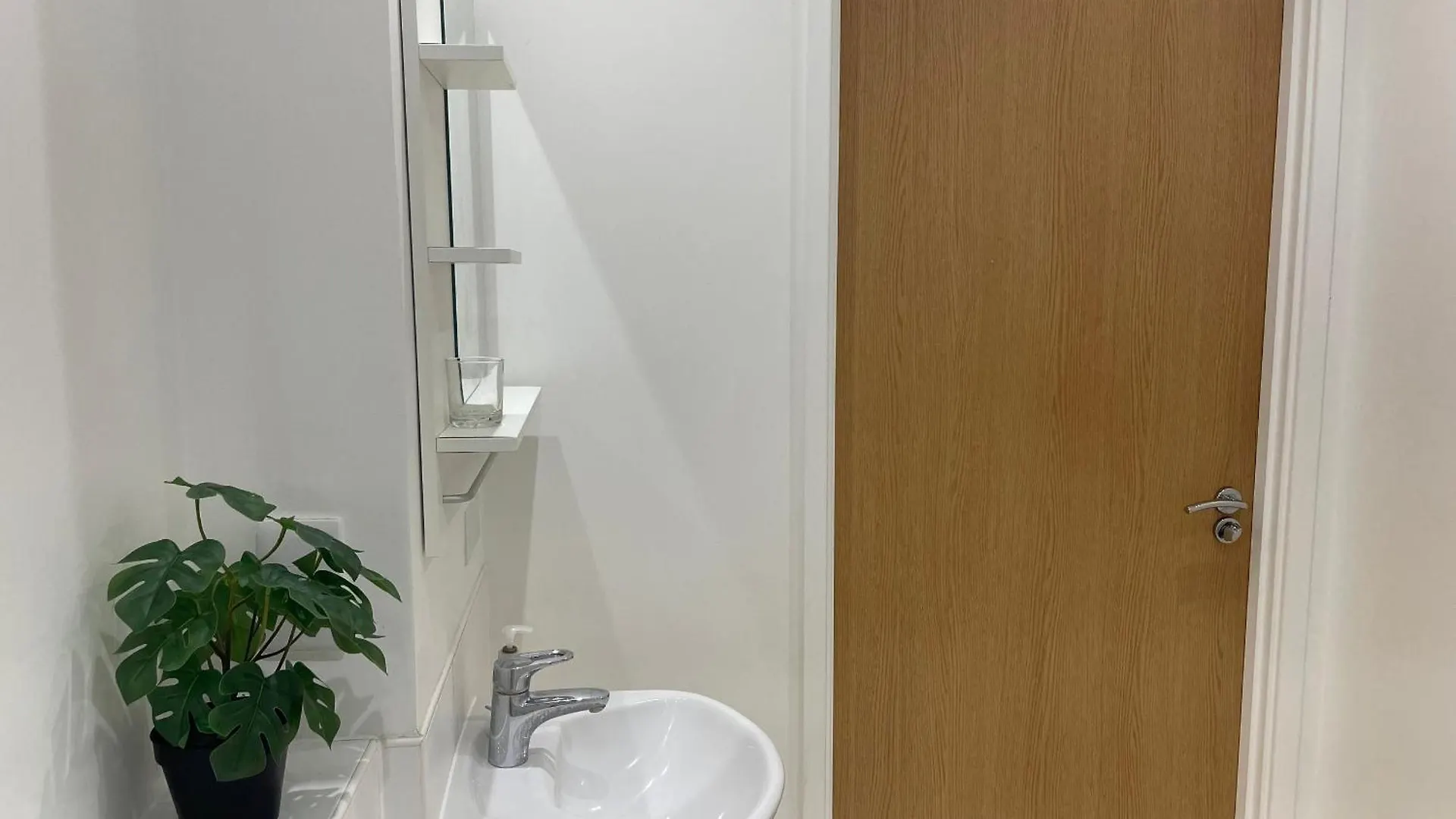 Modern Patio Flat Close To Tower Bridge London 0*,  United Kingdom